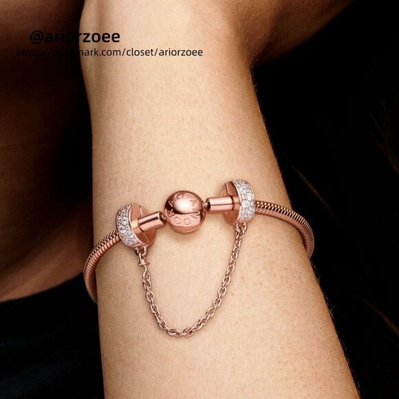 Pandora Clear Pavรฉ Safety Chain Clip Charm - Picture 4 of 4